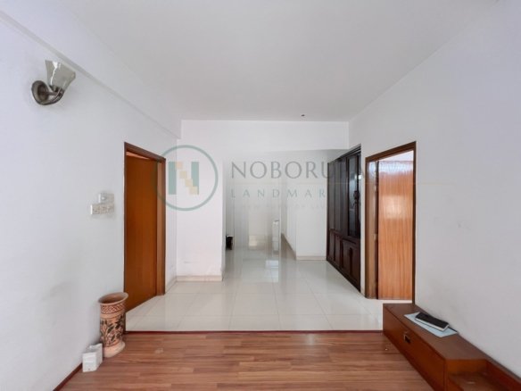 2200 sft used flat for sale in Bashundhara | Notun Thikana