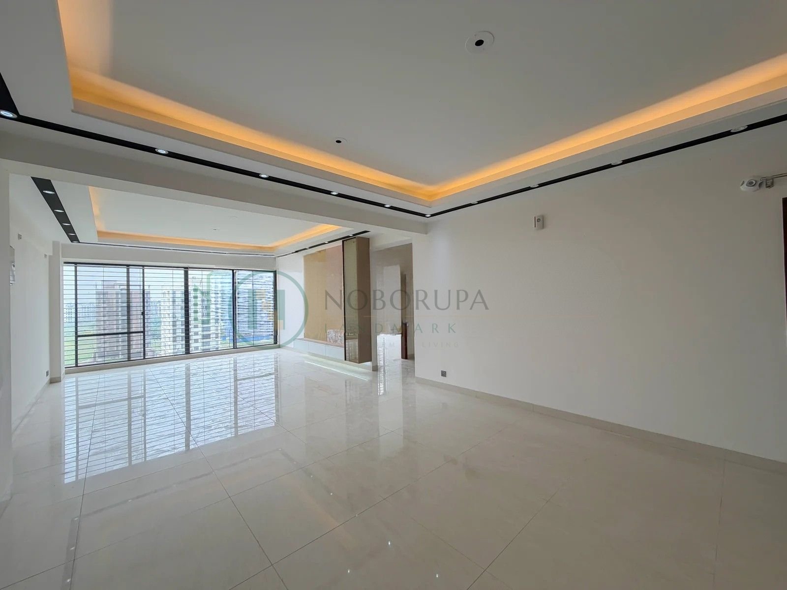 2 Luxury 2215 Sqft South Facing Apartment for Rent in Bashundhara R/A