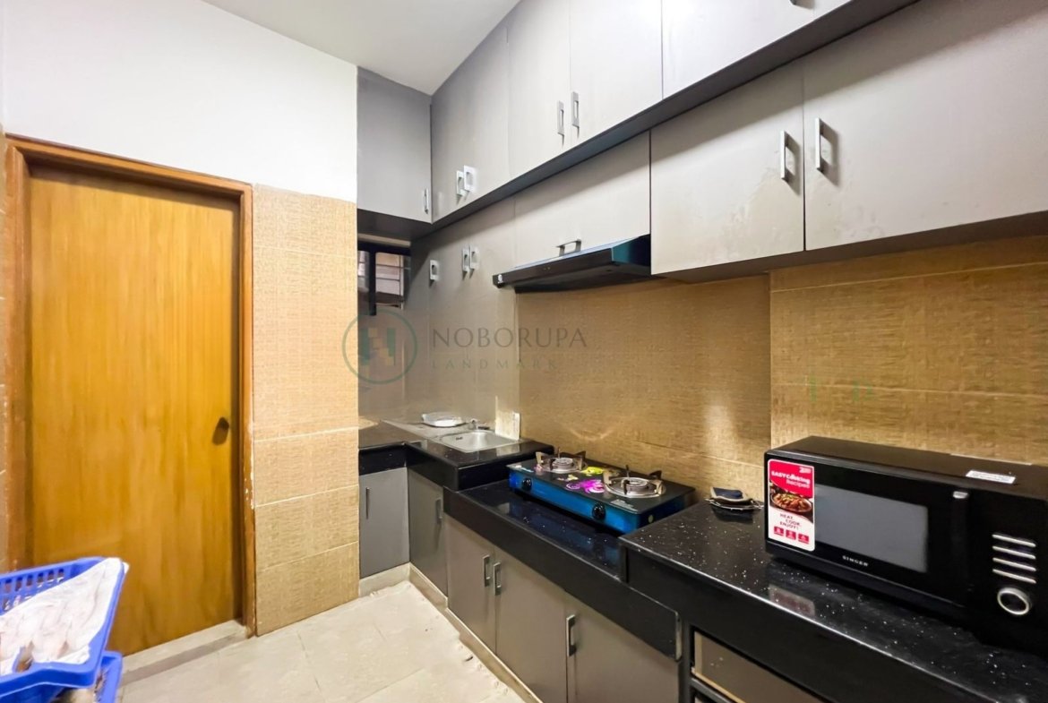 Fully Furnished Studio Apartment Rent in Dhaka – 750 SFT in Bashundhara R/A