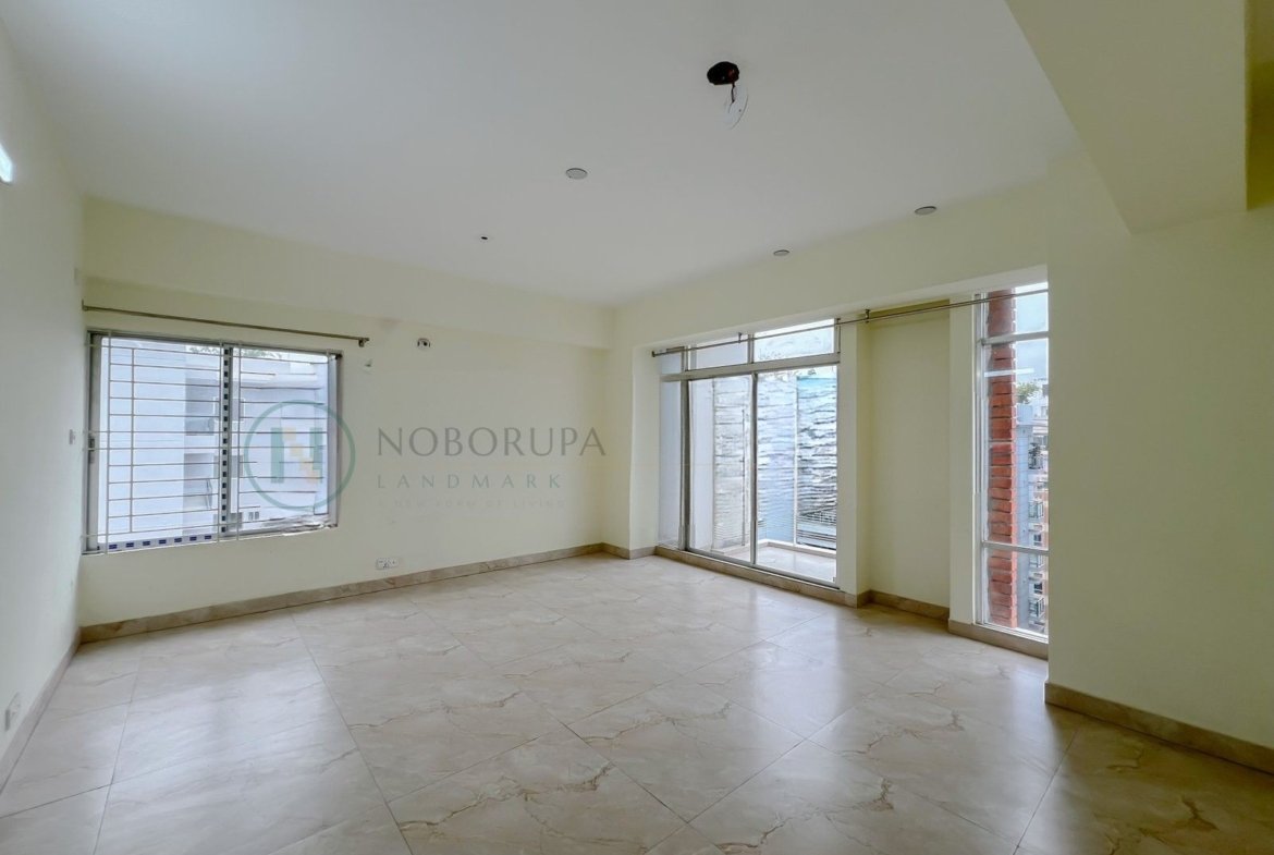 1900 SFT Semi-Furnished Apartment for Rent in Bashundhara R/A