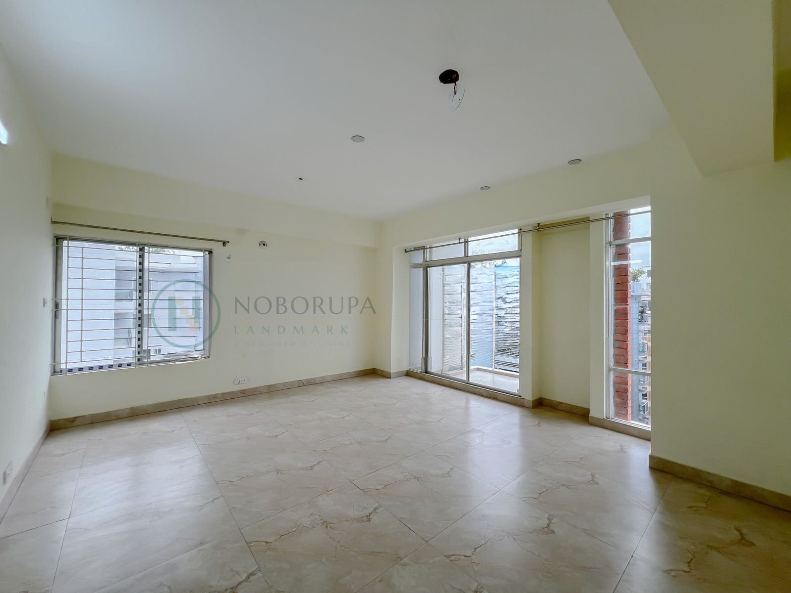 2 1900 SFT Semi-Furnished Apartment for Rent in Bashundhara R/A