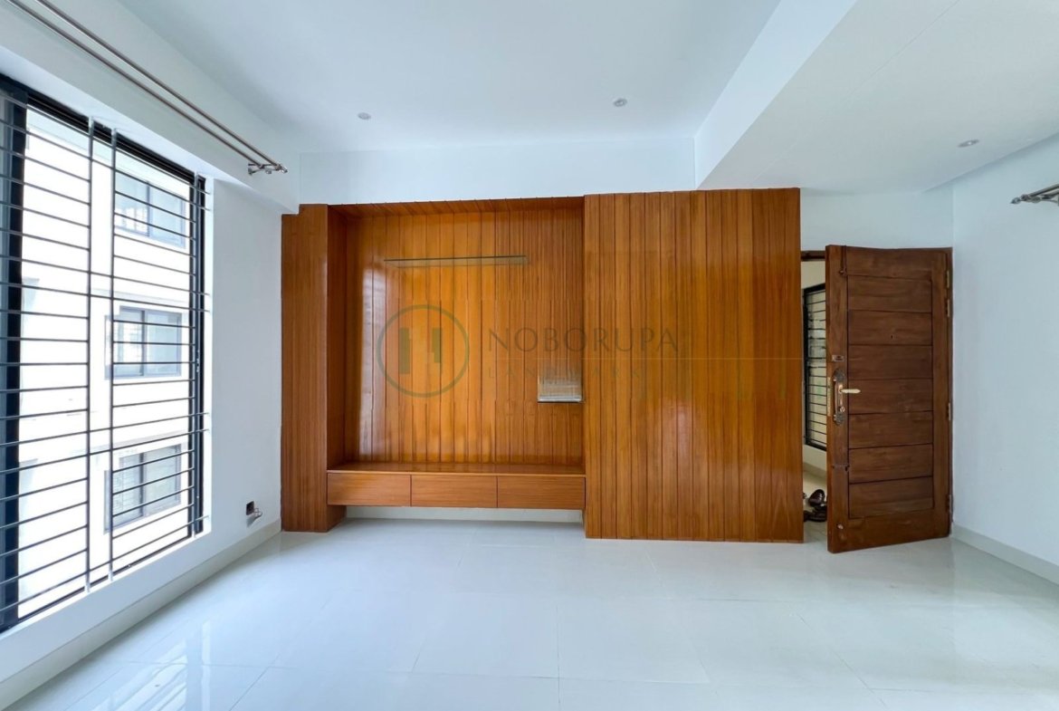1900 Sqft Premium Apartment for Rent in Bashundhara R/A