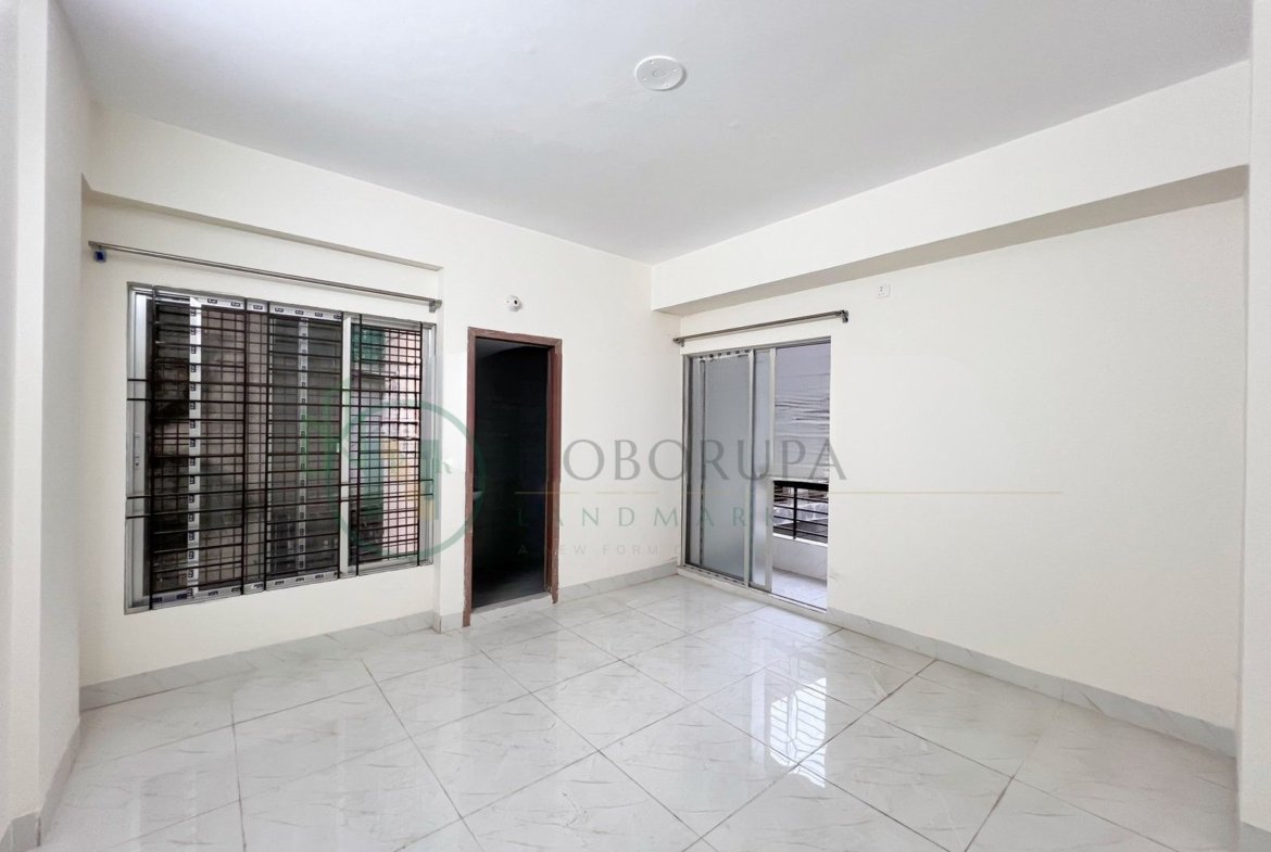 Prime 1450 SFT South-Facing Apartment for Sale in Banasree