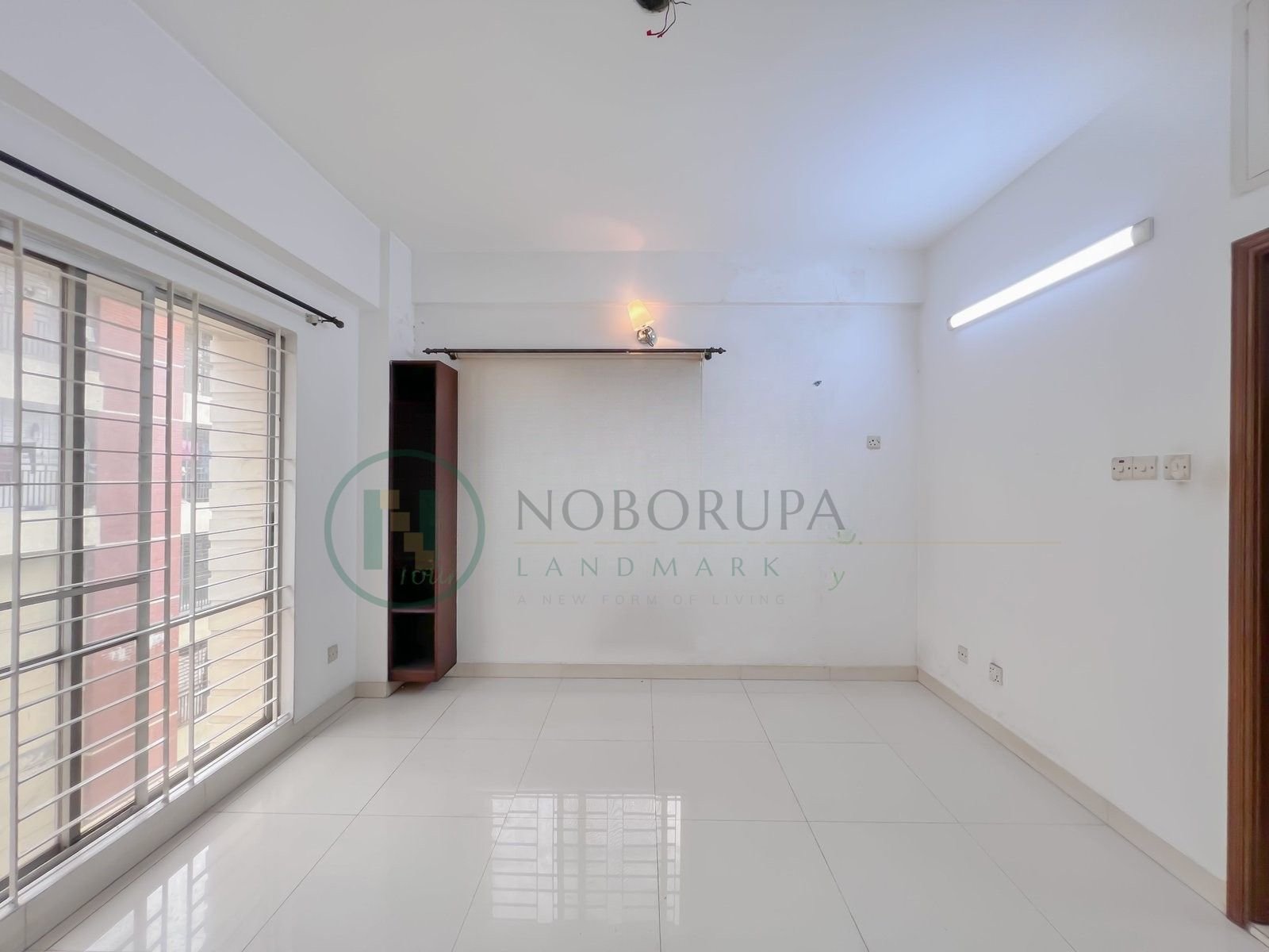 3 2200 sft used flat for sale in Bashundhara | Notun Thikana