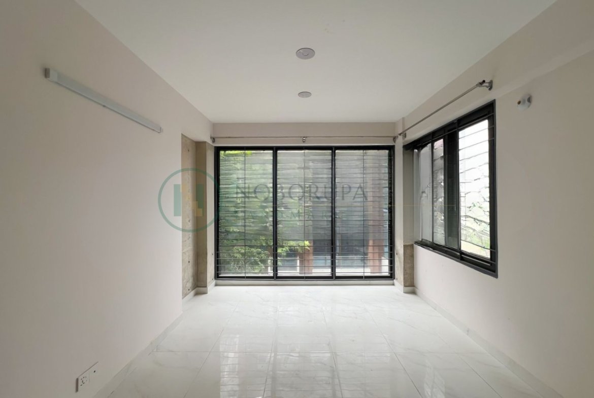 1870 SFT Brand new apartment for rent on 5th floor in Bashundhara R/A