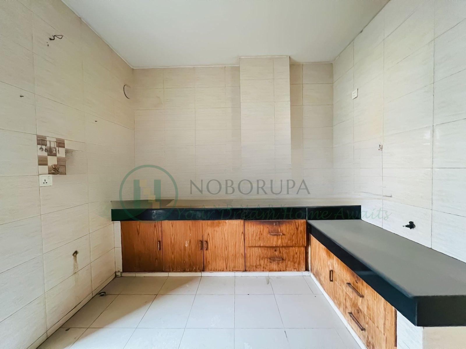 Prime 1450 SFT South-Facing Apartment for Sale in Banasree