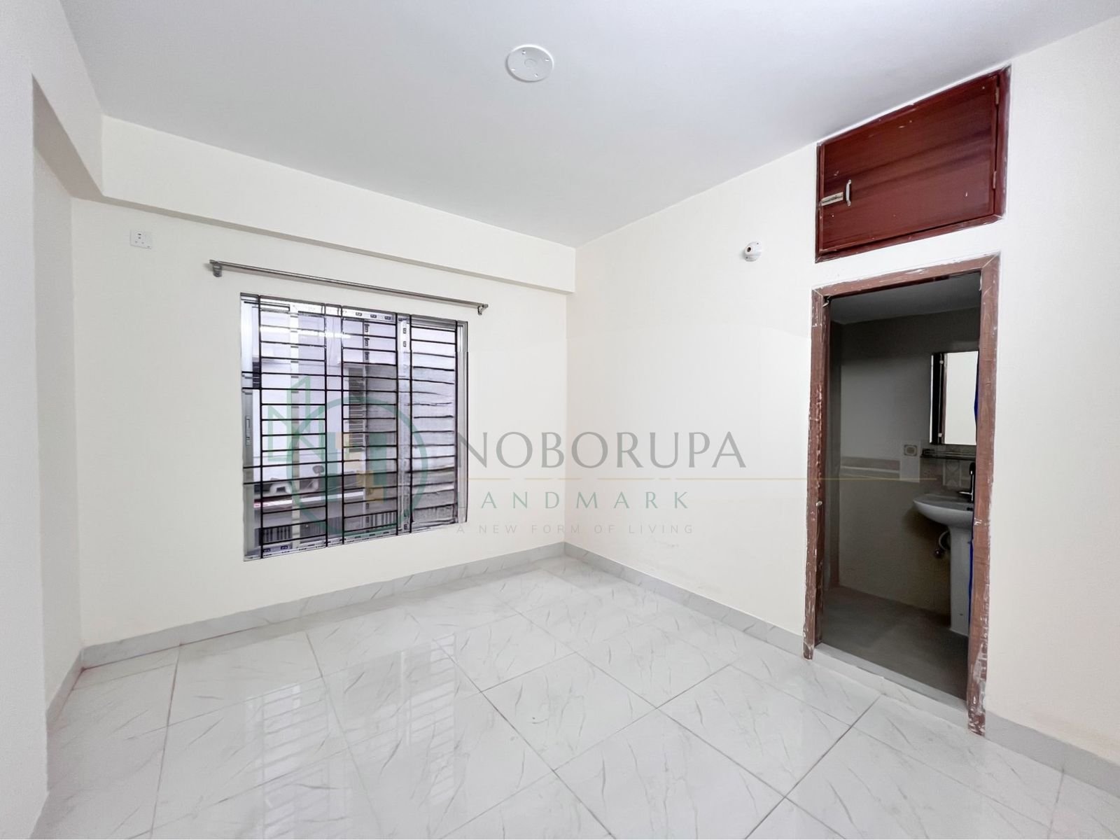 Prime 1450 SFT South-Facing Apartment for Sale in Banasree