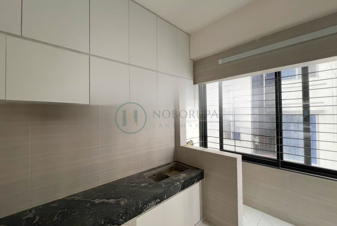 1870 SFT Brand new apartment for rent on 5th floor in Bashundhara R/A