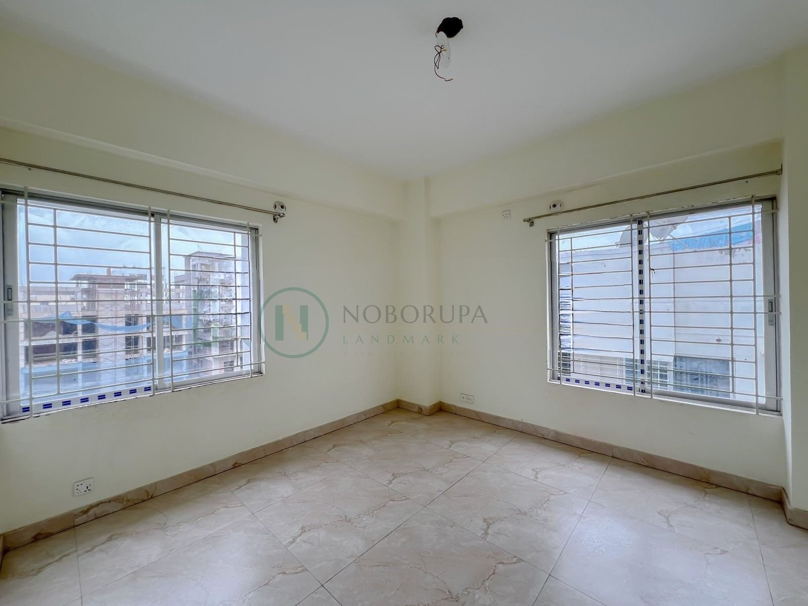 6 1900 SFT Semi-Furnished Apartment for Rent in Bashundhara R/A
