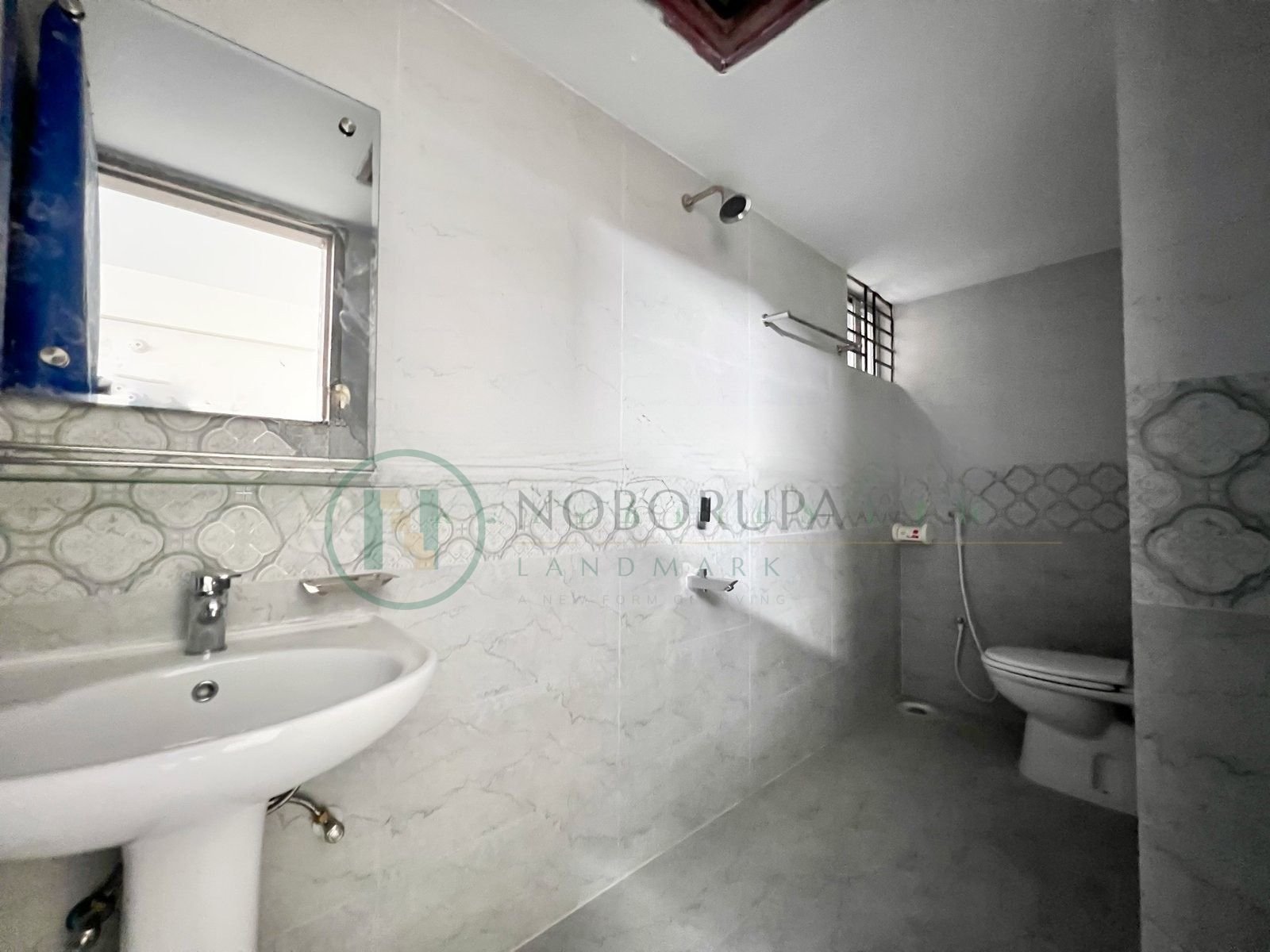 Prime 1450 SFT South-Facing Apartment for Sale in Banasree