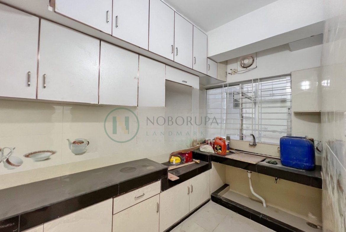 1300 SFT ready flat for sale in Mirpur 2